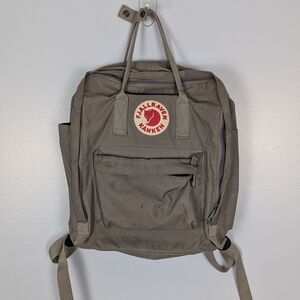 Fjallraven Classic Kånken Gray Backpack 16L